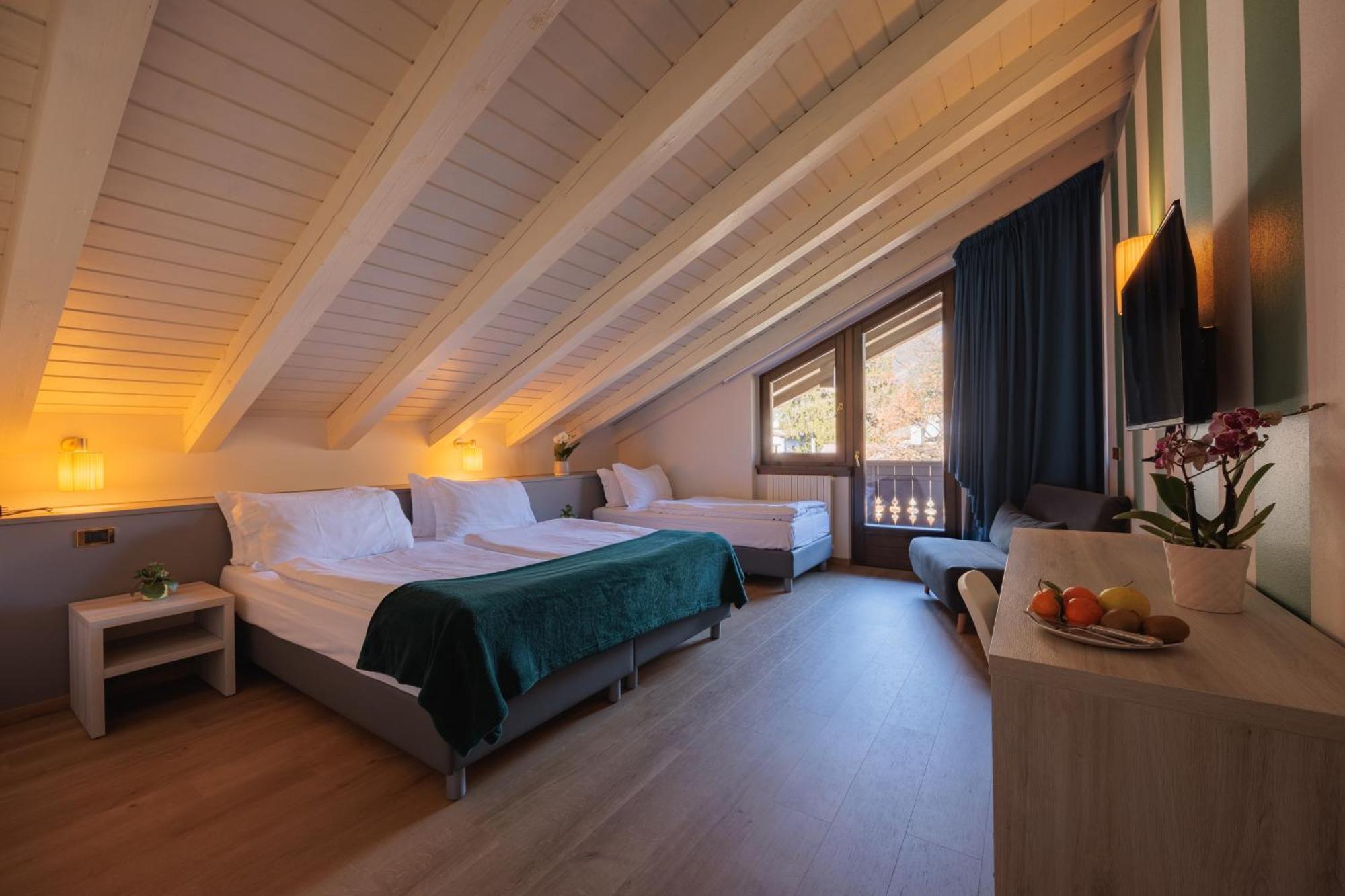 Hotel Binelli Pinzolo Bagian luar foto