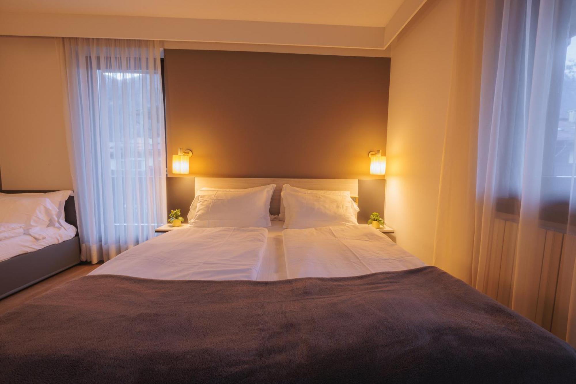 Hotel Binelli Pinzolo Bagian luar foto
