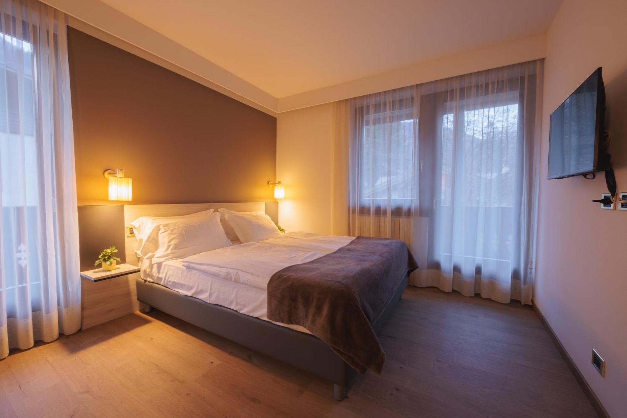 Hotel Binelli Pinzolo Bagian luar foto